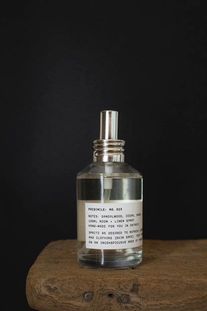 No. 023: Sandalwood, Cedar, Smoke