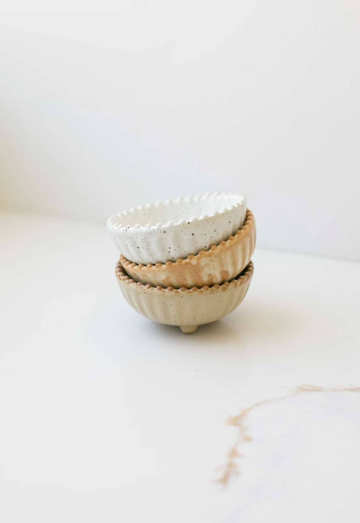Ruffled Pinch Bowls