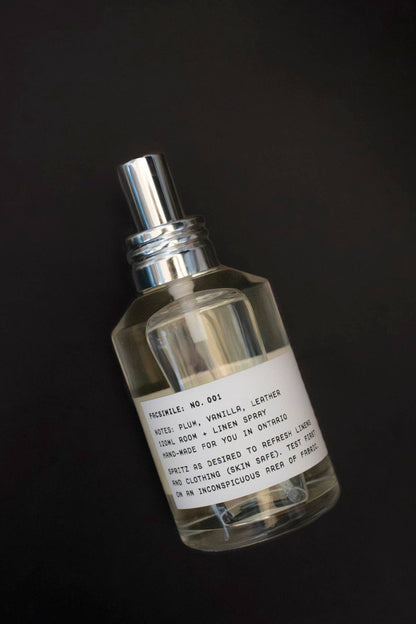 No. 023: Sandalwood, Cedar, Smoke